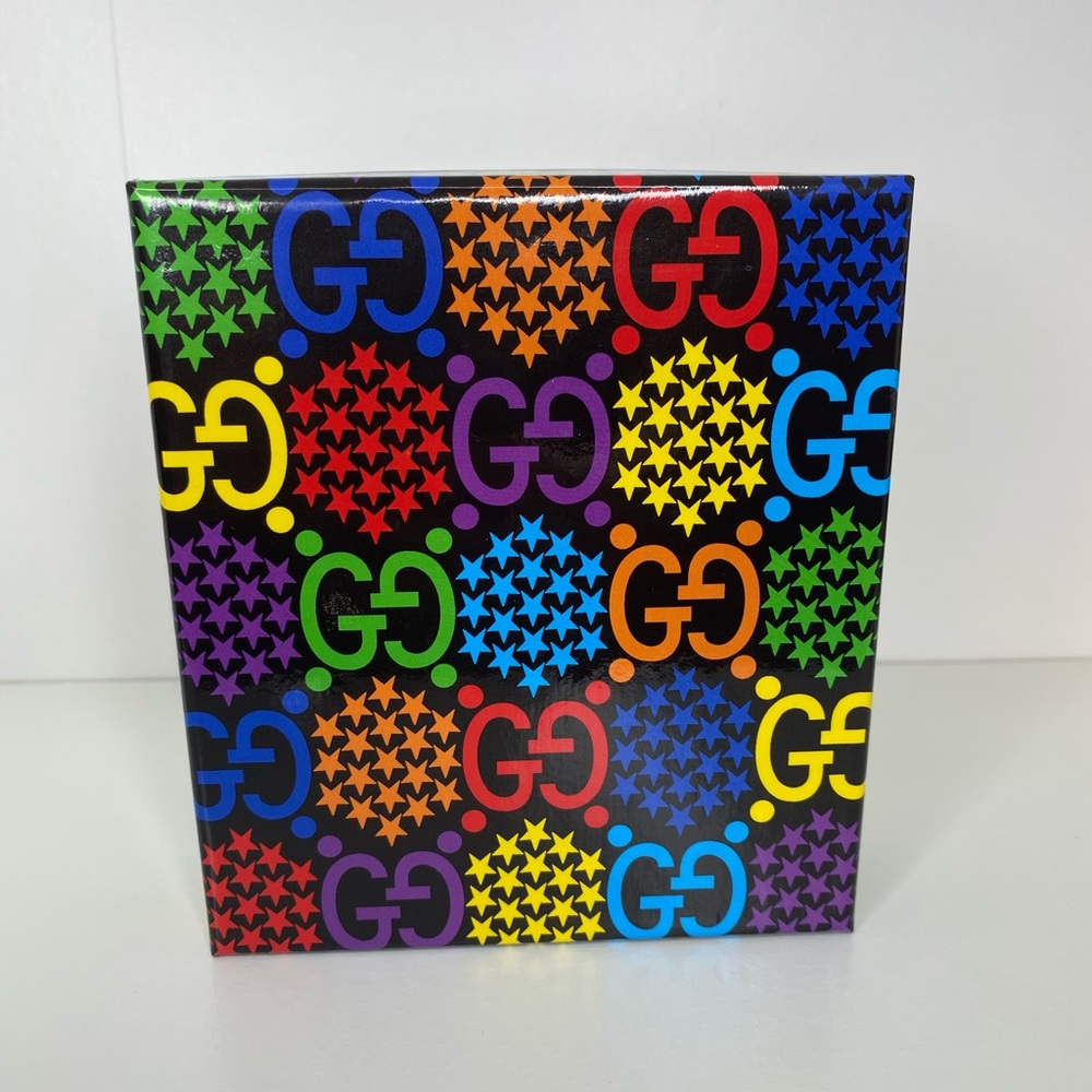 Gucci Bi-fold Wallet - Picture 2 of 5